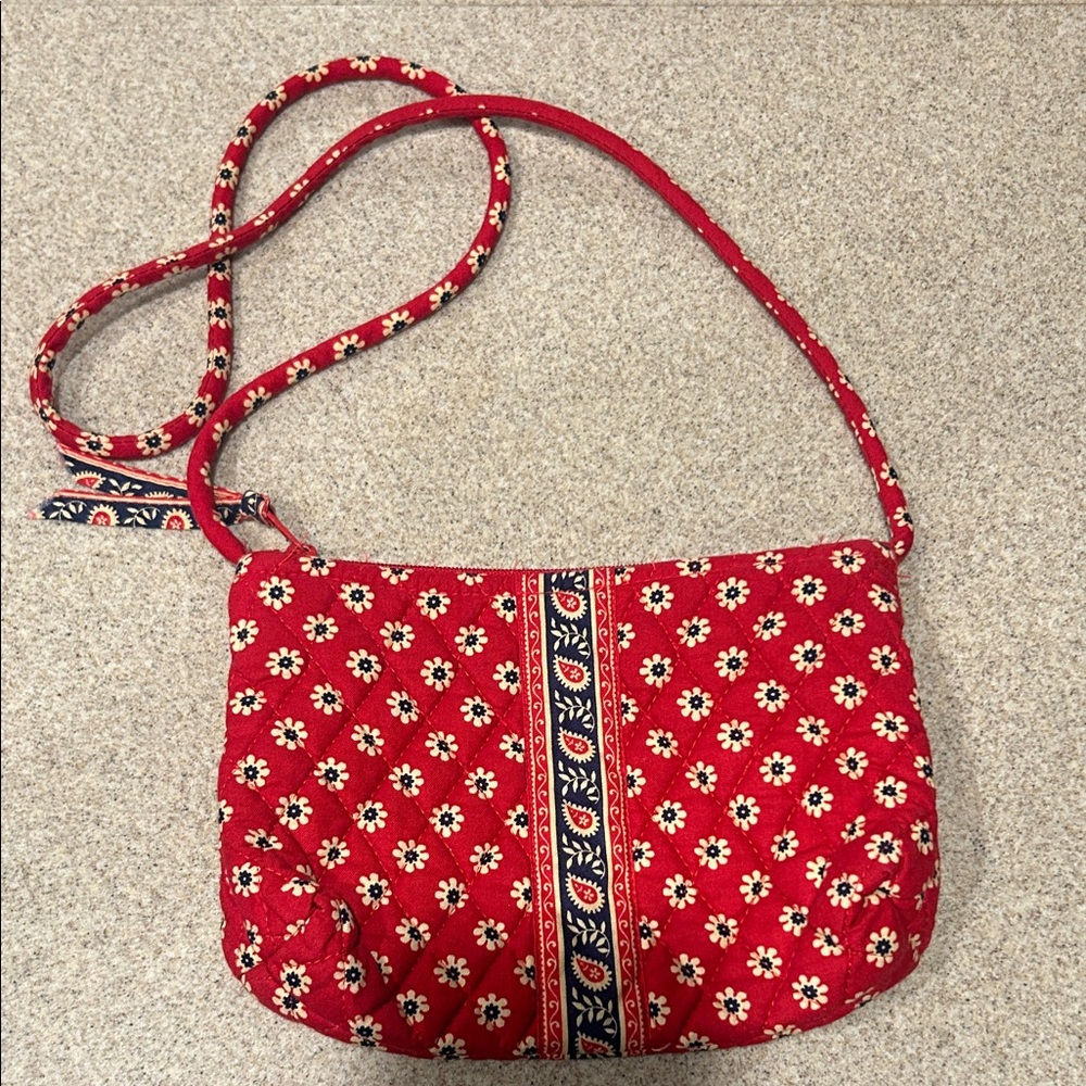 Ver Bradley Quilted Red Floral Crossbody Bag in Provnecal red